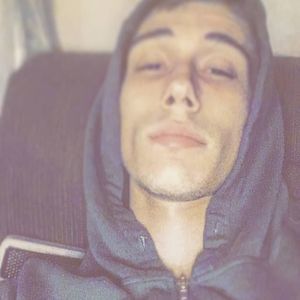 Meet your Posher, Dakota